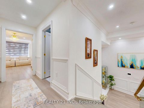 Photo 27 at 36 Craiglee Drive, Cliffside, Toronto