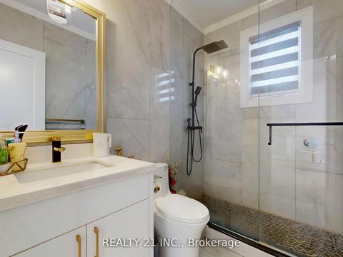 Photo 32 at 36 Craiglee Drive, Cliffside, Toronto