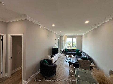 Photo 1 at 914 - 2800 Keele Street, CFB, Toronto