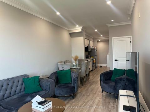 Photo 6 at 914 - 2800 Keele Street, CFB, Toronto