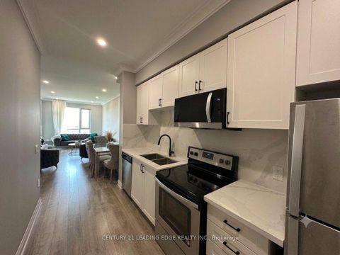 Photo 14 at 914 - 2800 Keele Street, CFB, Toronto