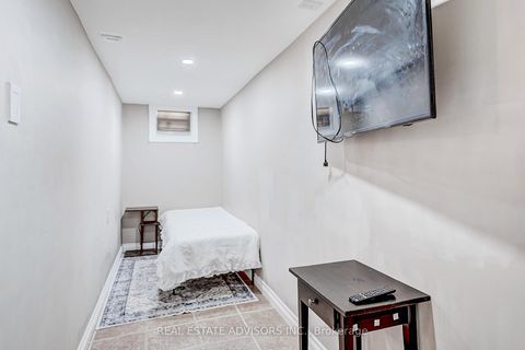 Photo 10 at 1228 Jane Street N, Mount Dennis, Toronto