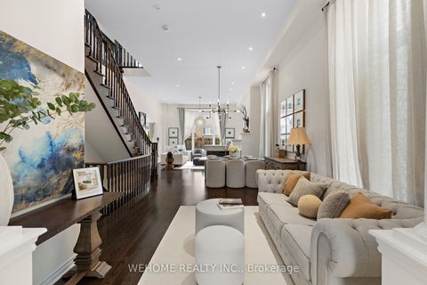 Photo 2 at 20 Gallant Place, Vellore Village, Vaughan