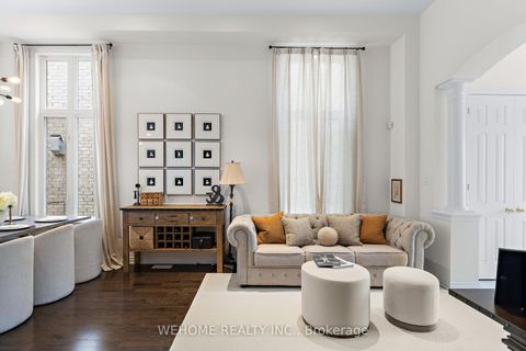 Photo 4 at 20 Gallant Place, Vellore Village, Vaughan