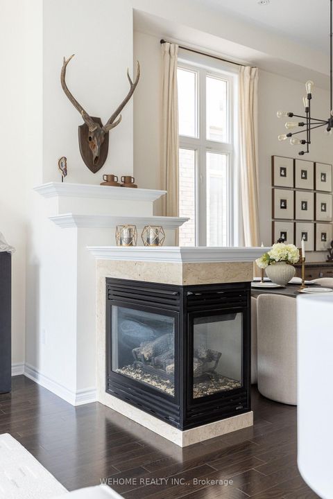 Photo 8 at 20 Gallant Place, Vellore Village, Vaughan