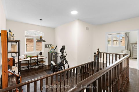 Photo 24 at 20 Gallant Place, Vellore Village, Vaughan