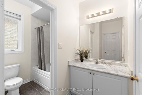 Photo 39 at 20 Gallant Place, Vellore Village, Vaughan