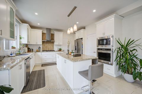 Photo 11 at 966 Sherman Brock Circle, Wyndham, Newmarket