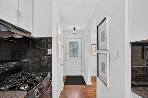 Photo 2 at 122 Mcgillivray Avenue, Nortown, Toronto