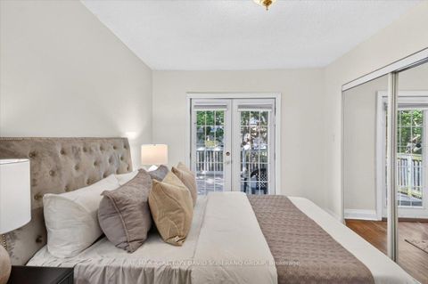 Photo 13 at 122 Mcgillivray Avenue, Nortown, Toronto