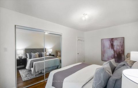 Photo 14 at 122 Mcgillivray Avenue, Nortown, Toronto