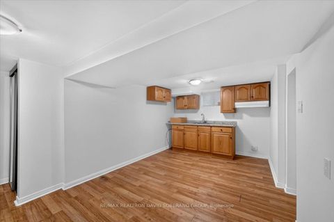 Photo 27 at 122 Mcgillivray Avenue, Nortown, Toronto