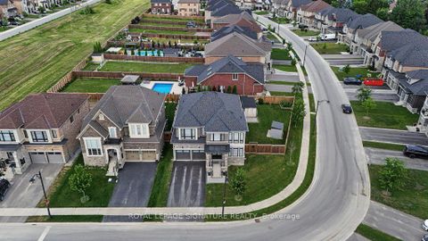 Photo 3 at 228 Reg Harrison Trail, Glenway Estates, Newmarket