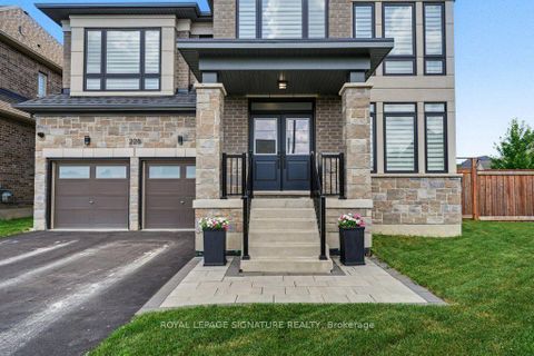 Photo 4 at 228 Reg Harrison Trail, Glenway Estates, Newmarket