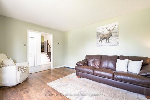 Photo 11 at 201 Parkside Crescent, Stroud, Innisfil