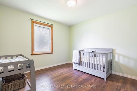 Photo 14 at 201 Parkside Crescent, Stroud, Innisfil