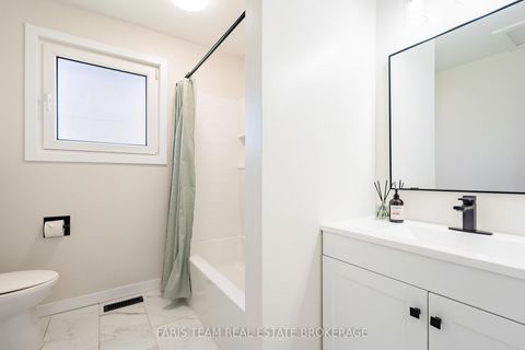 Photo 16 at 201 Parkside Crescent, Stroud, Innisfil