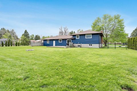Photo 26 at 201 Parkside Crescent, Stroud, Innisfil