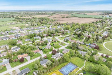 Photo 30 at 201 Parkside Crescent, Stroud, Innisfil
