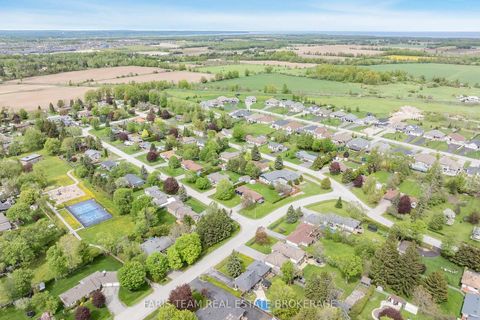 Photo 31 at 201 Parkside Crescent, Stroud, Innisfil