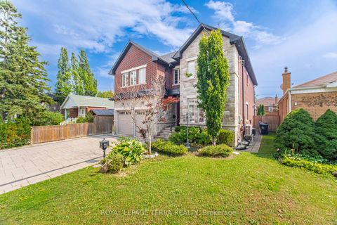 Photo 3 at 27 Minford Avenue, Maryvale, Toronto