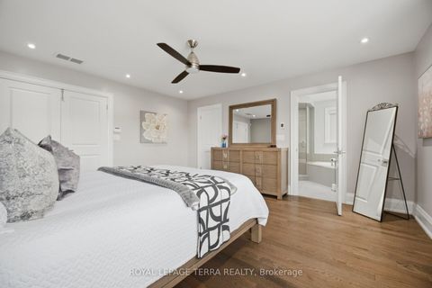 Photo 23 at 27 Minford Avenue, Maryvale, Toronto