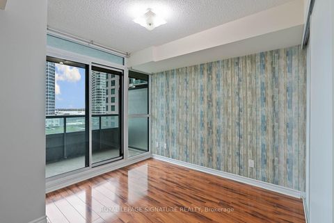 Photo 10 at 801 - 19 Grand Trunk Crescent, Waterfront Communities C1, Toronto