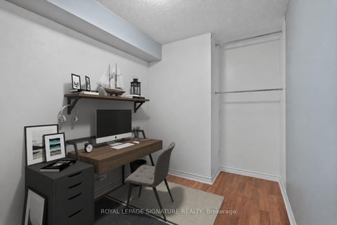 Photo 18 at 801 - 19 Grand Trunk Crescent, Waterfront Communities C1, Toronto