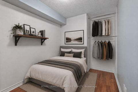 Photo 20 at 801 - 19 Grand Trunk Crescent, Waterfront Communities C1, Toronto