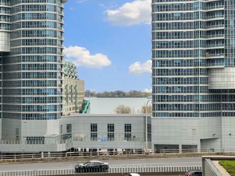 Photo 22 at 801 - 19 Grand Trunk Crescent, Waterfront Communities C1, Toronto