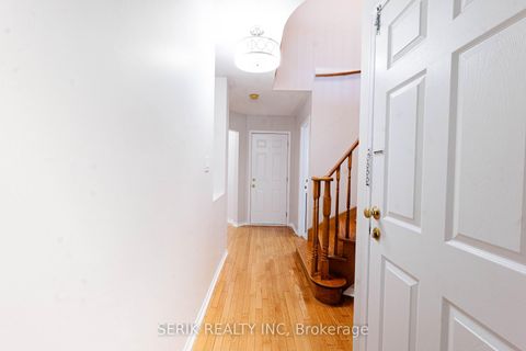 Photo 19 at 152 Monteith Crescent, Maple, Vaughan