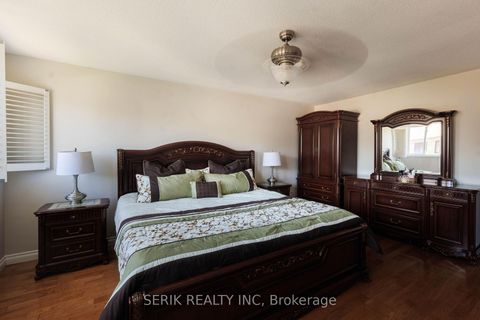 Photo 23 at 152 Monteith Crescent, Maple, Vaughan
