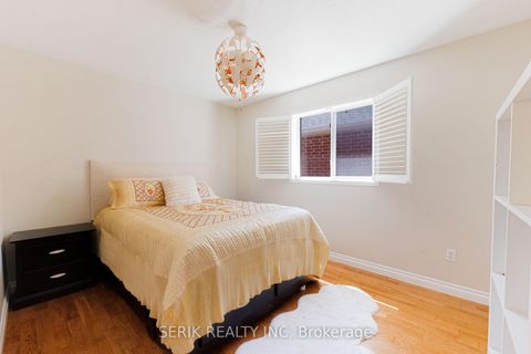 Photo 25 at 152 Monteith Crescent, Maple, Vaughan