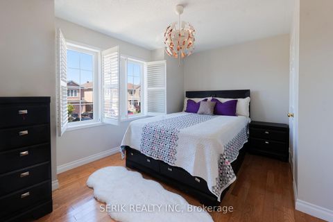 Photo 30 at 152 Monteith Crescent, Maple, Vaughan