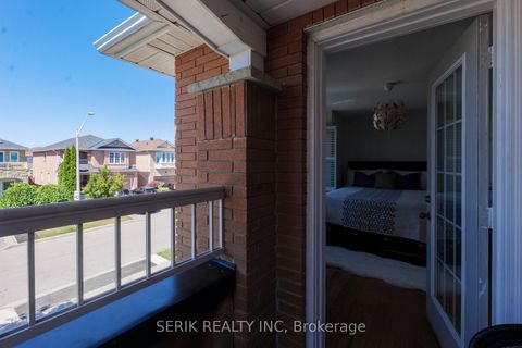 Photo 34 at 152 Monteith Crescent, Maple, Vaughan