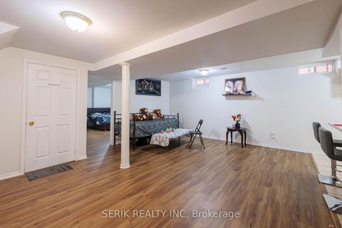 Photo 38 at 152 Monteith Crescent, Maple, Vaughan