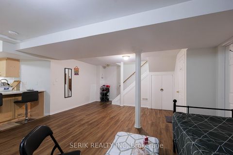 Photo 39 at 152 Monteith Crescent, Maple, Vaughan