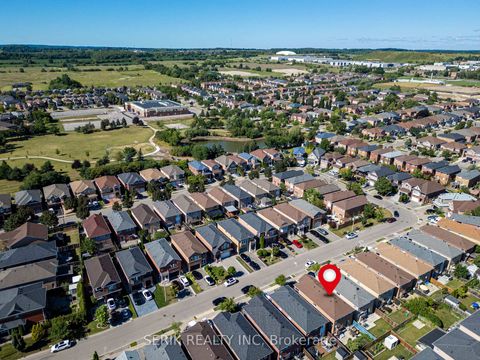 Photo 45 at 152 Monteith Crescent, Maple, Vaughan