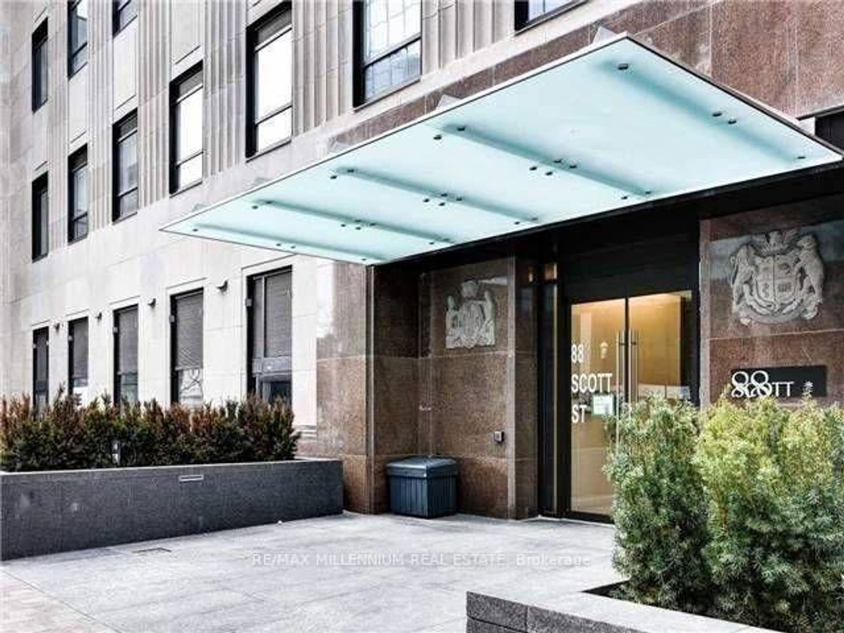 604 - 88 Scott Street, Yonge Corridor, Toronto photo number 2