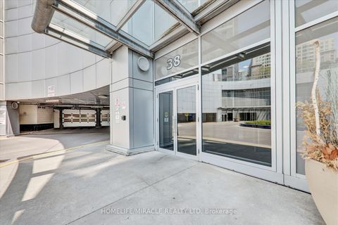 Photo 4 at 712 - 38 Lee Centre Drive, Woburn, Toronto