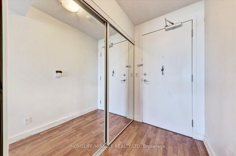 Photo 9 at 712 - 38 Lee Centre Drive, Woburn, Toronto
