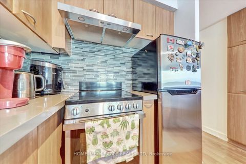 Photo 12 at 712 - 38 Lee Centre Drive, Woburn, Toronto