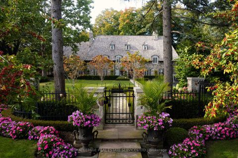 Photo 1 at 108 Sandringham Drive, Westgate, Toronto