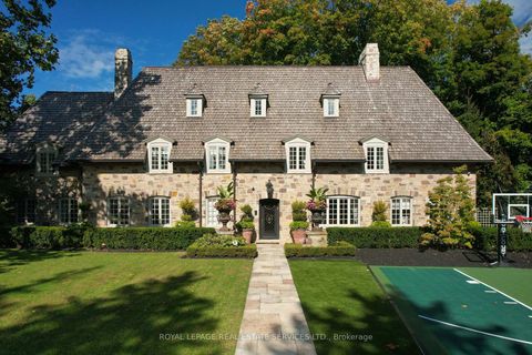 Photo 2 at 108 Sandringham Drive, Westgate, Toronto