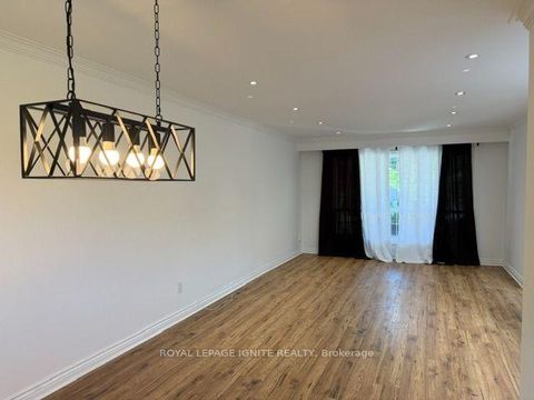 Photo 14 at 11 Fulwell Crescent, York University Heights, Toronto