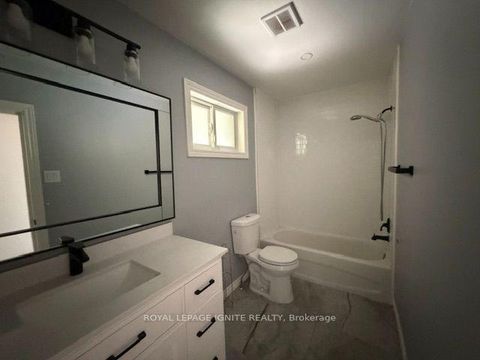 Photo 21 at 11 Fulwell Crescent, York University Heights, Toronto
