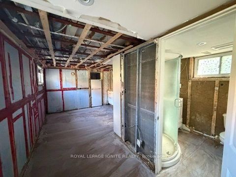 Photo 26 at 11 Fulwell Crescent, York University Heights, Toronto