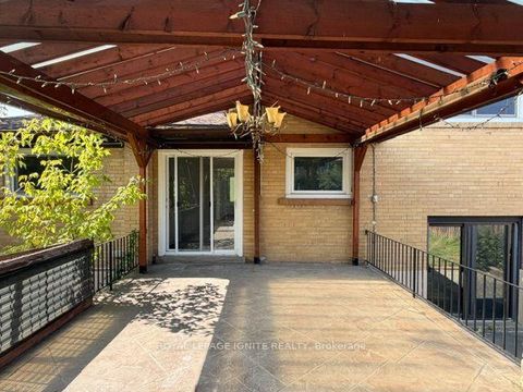Photo 35 at 11 Fulwell Crescent, York University Heights, Toronto