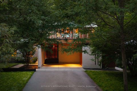 Photo 2 at 12 York Valley Crescent, York Mills, Toronto