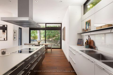 Photo 13 at 12 York Valley Crescent, York Mills, Toronto